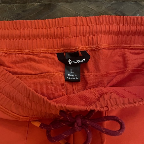Cotopaxi large woman's pants-orange - Picture 2 of 4